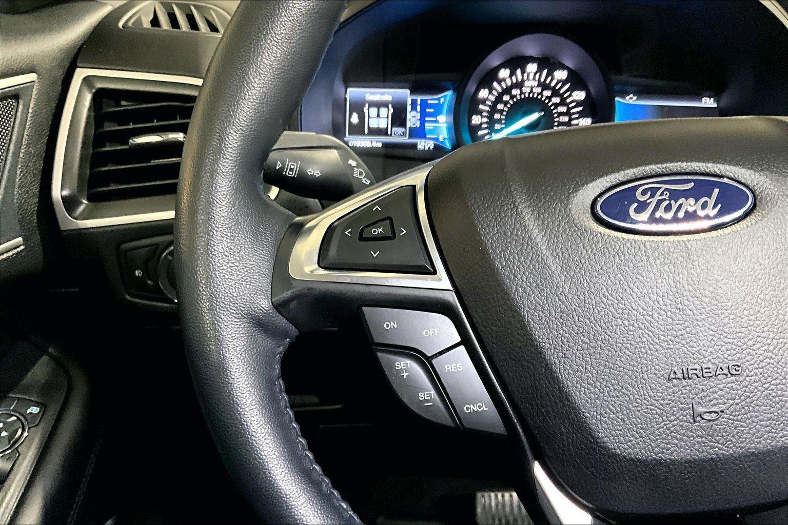 Used 2024 Ford Edge SEL w/ Convenience Package image 19