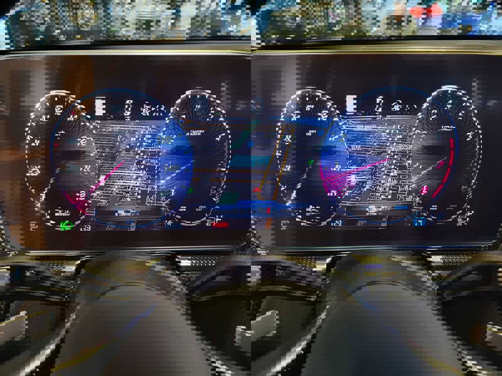 Used 2025 Mercedes-Benz S 580 4MATIC Sedan image 25