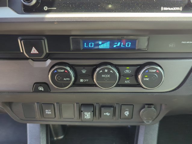 Used 2023 Toyota Tacoma TRD Sport image 21