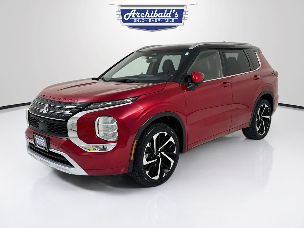 Used 2023 Mitsubishi Outlander SEL AWD/4WD image 3