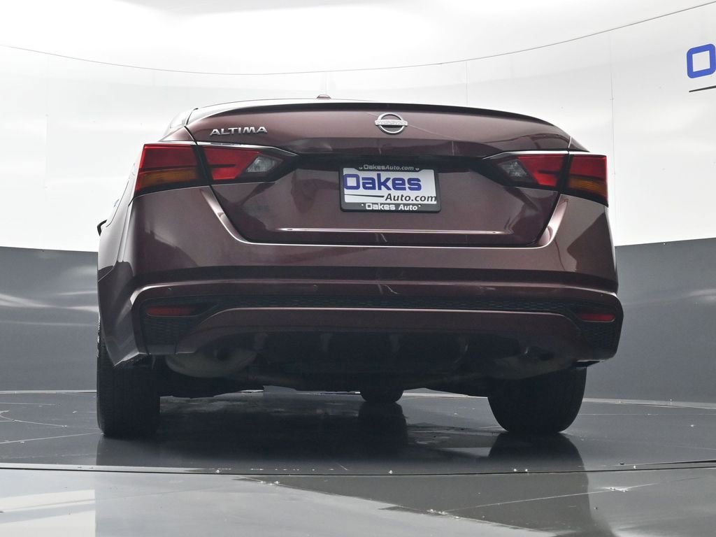 Used 2025 Nissan Altima 2.5 SV image 41