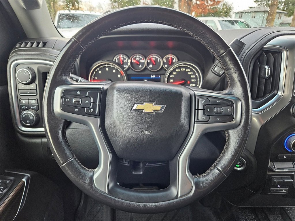 Used 2022 Chevrolet Silverado 3500 LT image 22