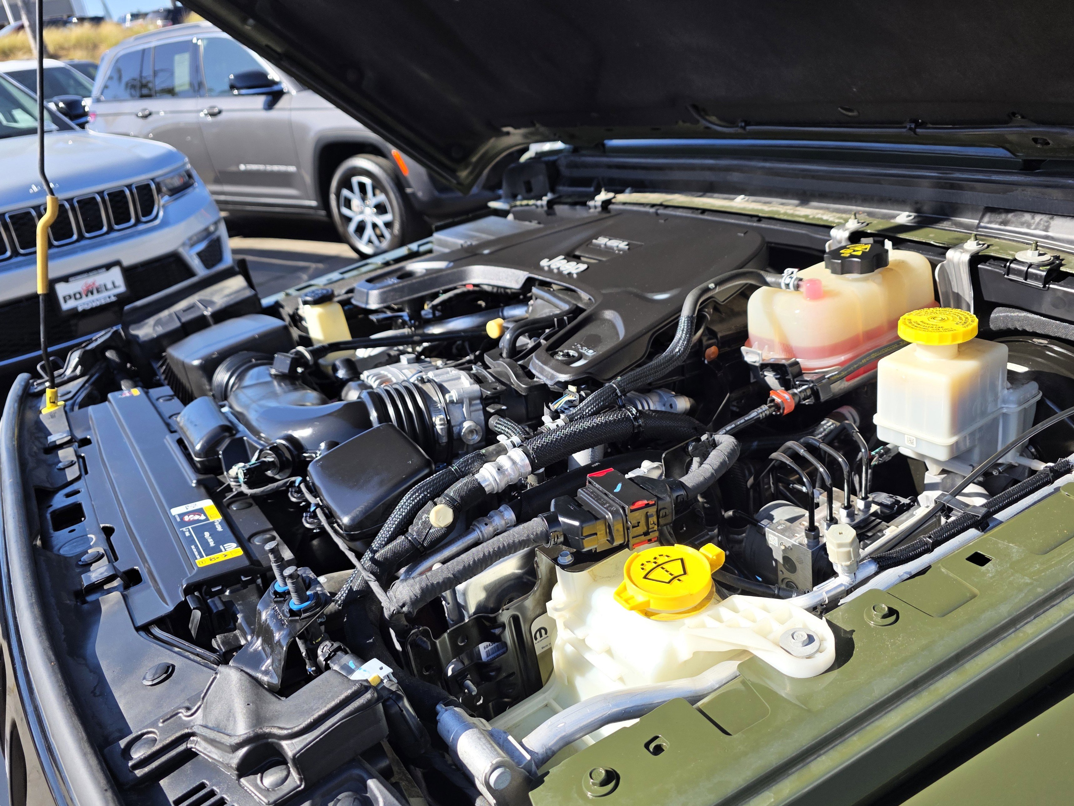 Certified 2021 Jeep Gladiator Willys image 19