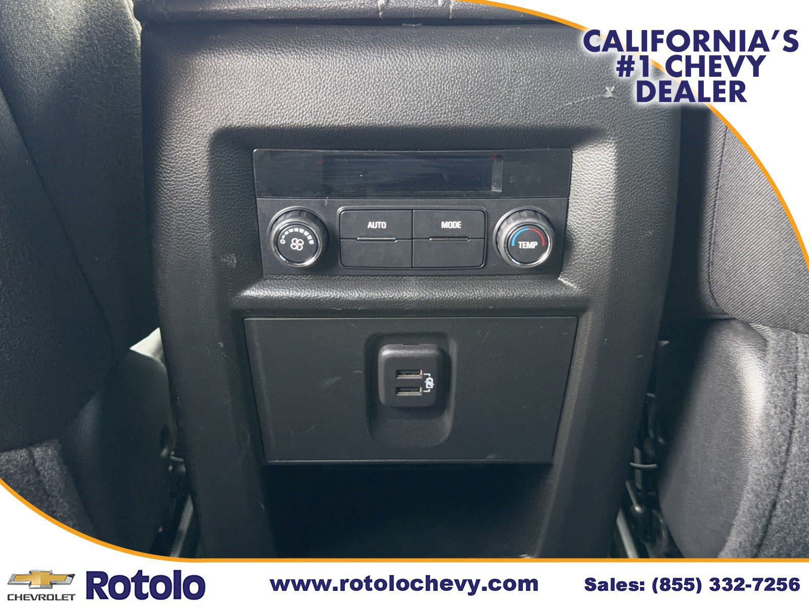 Used 2023 Chevrolet Traverse LT FWD image 16