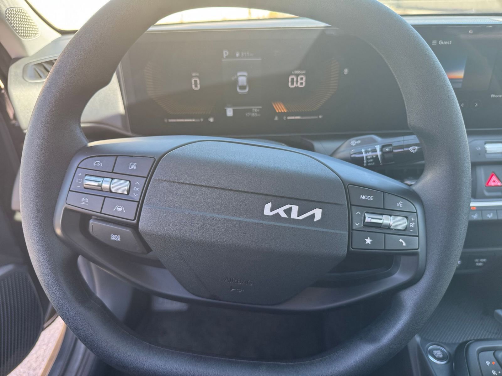 Used 2025 Kia K4 LXS image 27