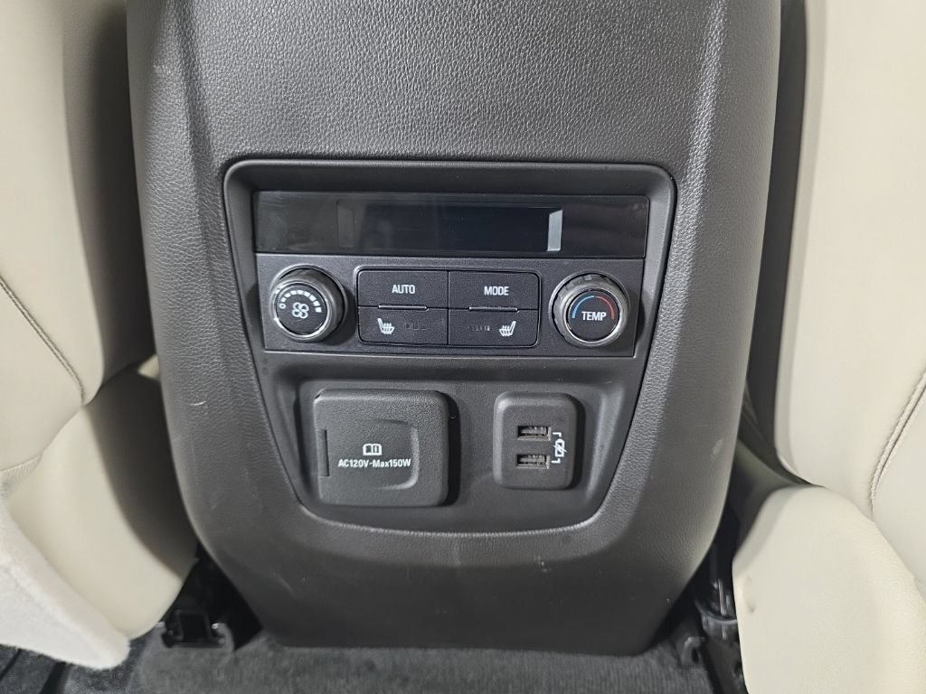 Used 2022 Buick Enclave Avenir w/ Avenir Technology Package AWD/4WD image 39