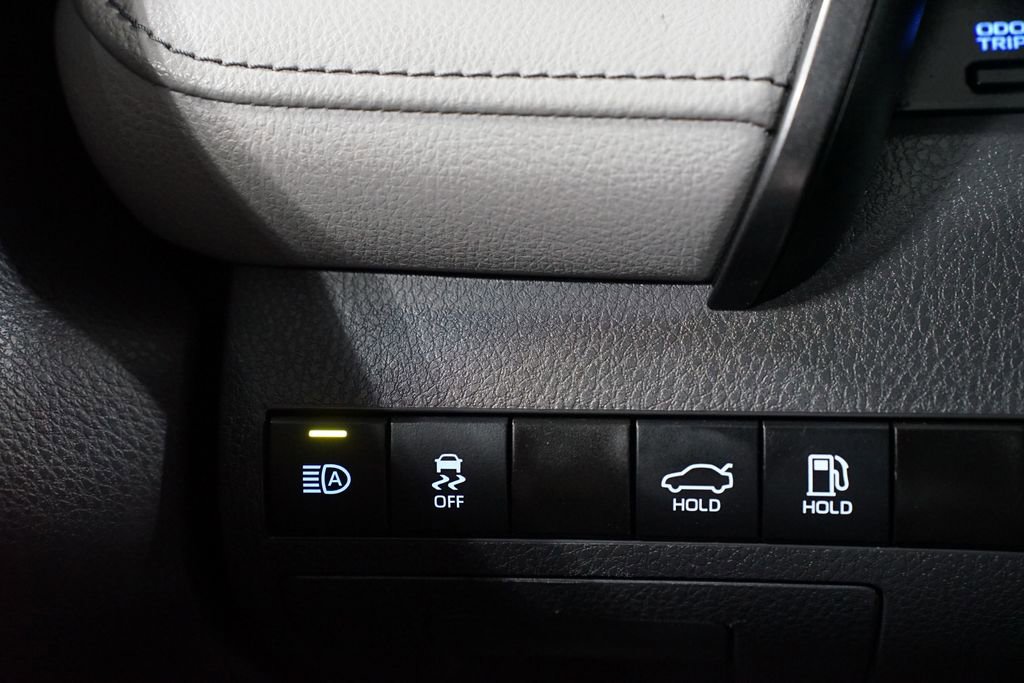 Certified 2023 Toyota Camry SE image 23