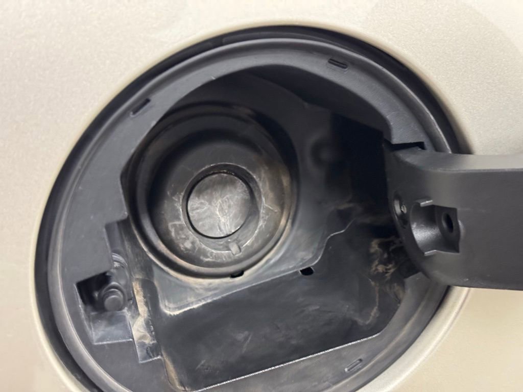 Used 2013 Cadillac XTS Luxury w/ Driver Awareness Package image 16