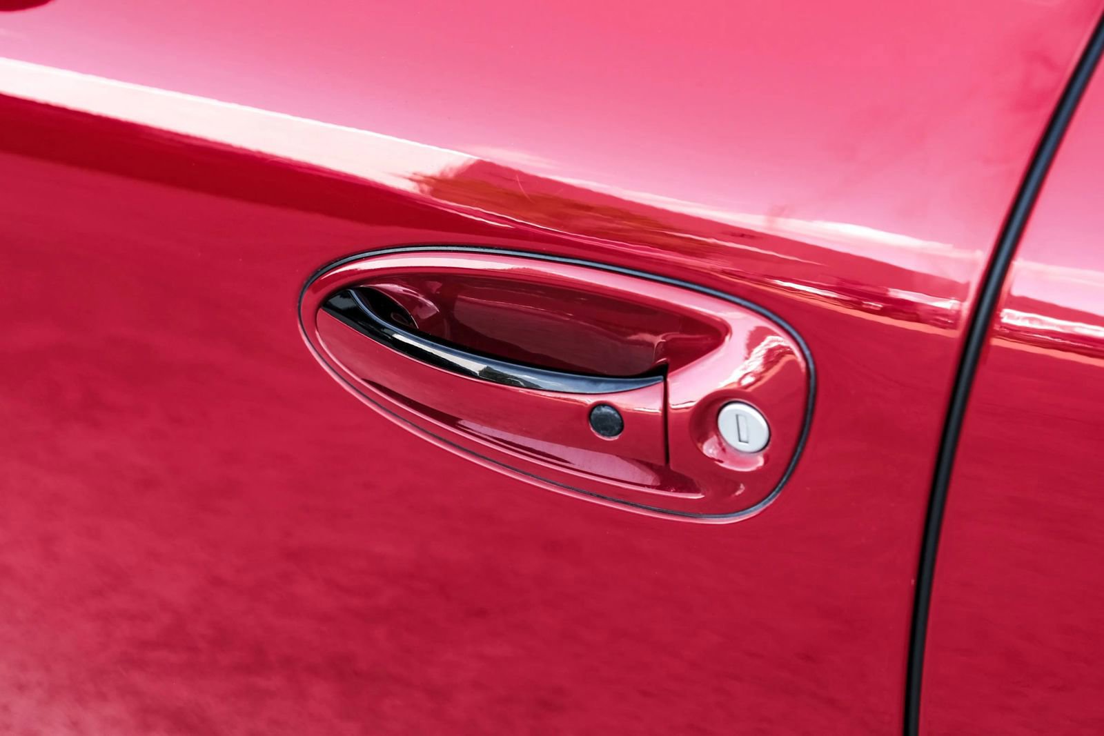 Used 2013 Porsche Panamera GTS image 40