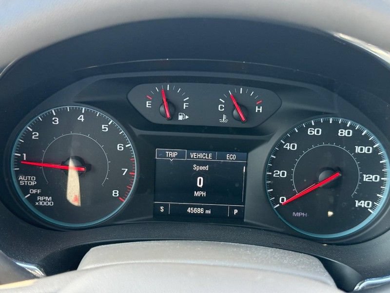 Used 2017 Chevrolet Malibu LT FWD image 22