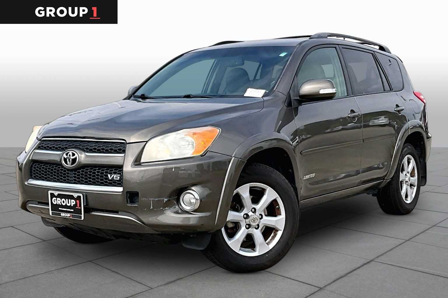 Used 2011 Toyota RAV4 Limited w/ Limited Extra Value Pkg FWD image 1