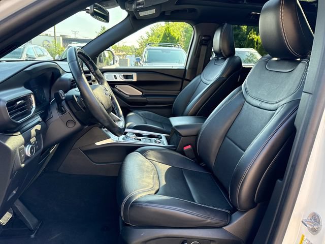 Used 2020 Ford Explorer ST w/ ST High-Performance Pack AWD/4WD image 9