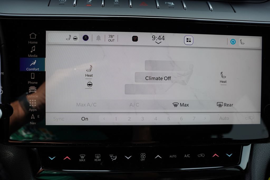 New 2026 Jeep Grand Cherokee Altitude AWD/4WD image 17