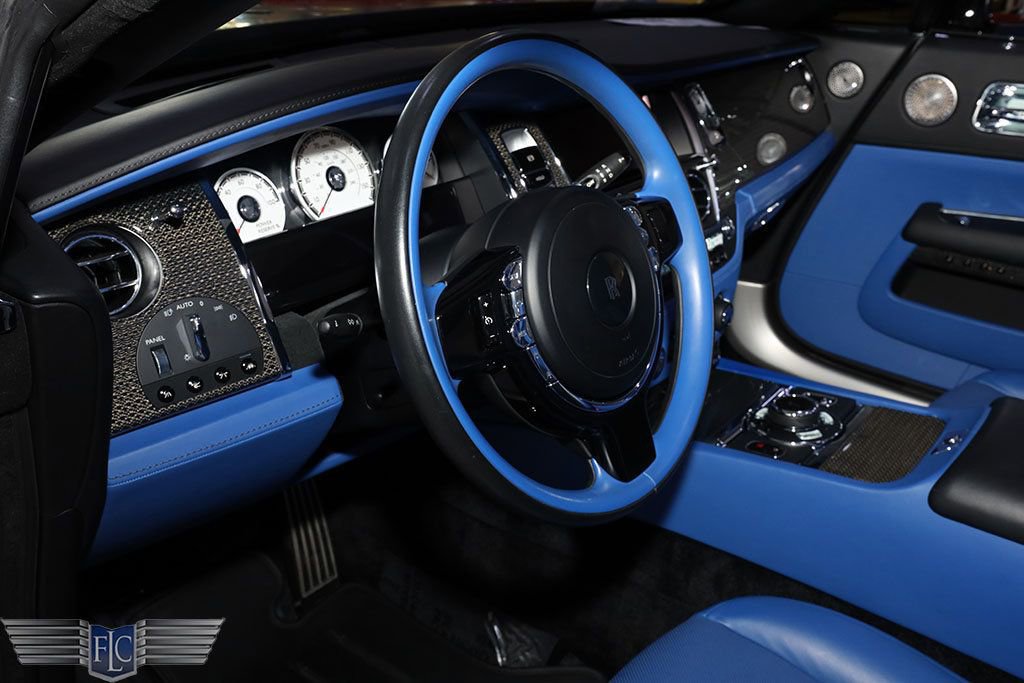 Used 2018 Rolls-Royce Dawn image 20