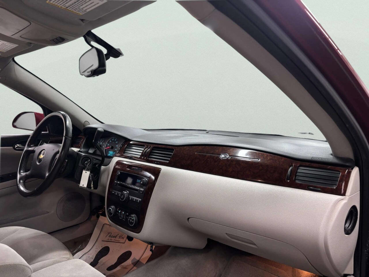 Used 2010 Chevrolet Impala LT w/ Convenience Package image 19