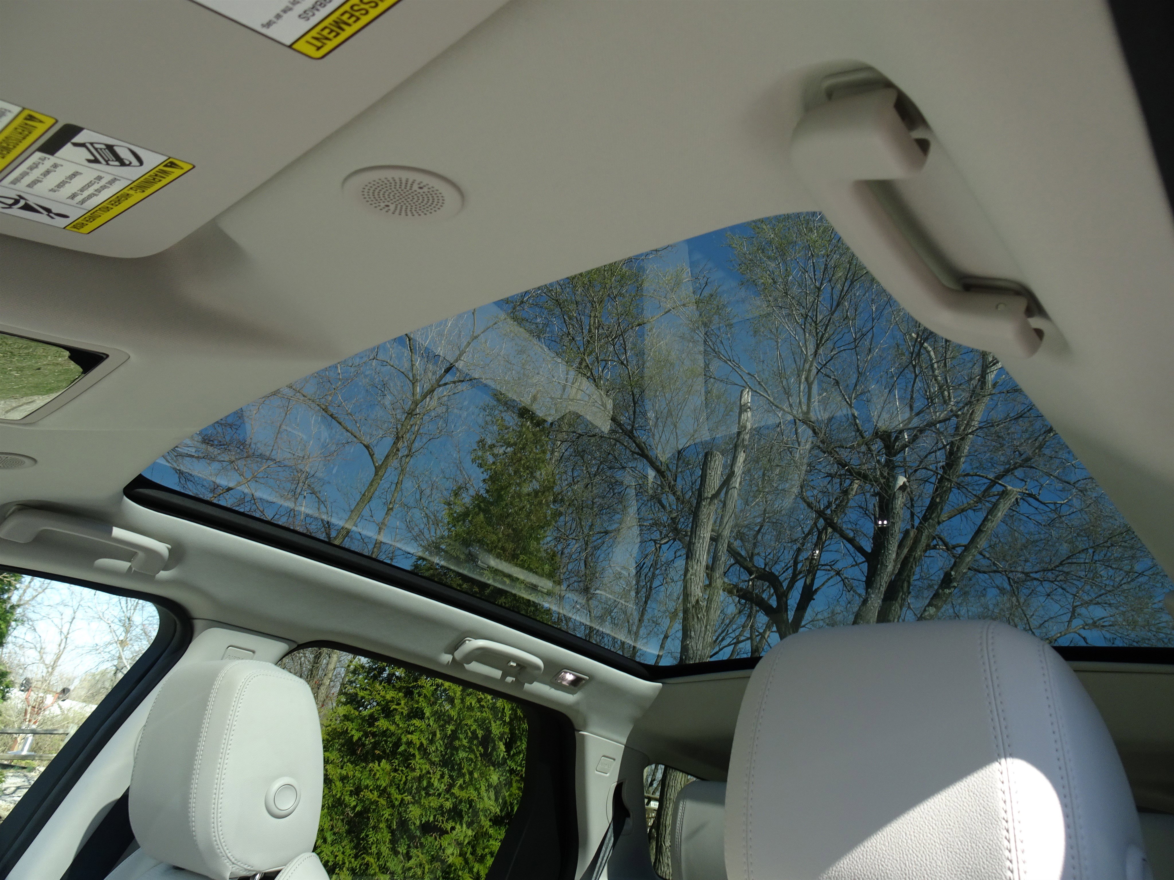 New 2025 Land Rover Discovery Sport S image 16