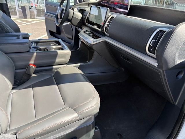 Used 2025 Ford Expedition Active image 45