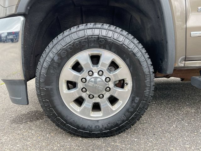 Used 2015 GMC Sierra 2500 SLT w/ Suspension Package, Off-Road AWD/4WD image 31