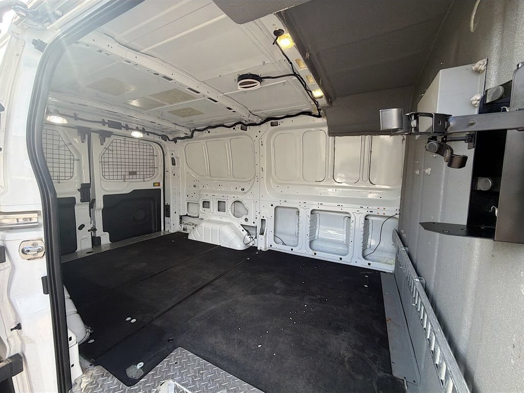 Used 2023 Ford Transit 250 Low Roof AWD image 25