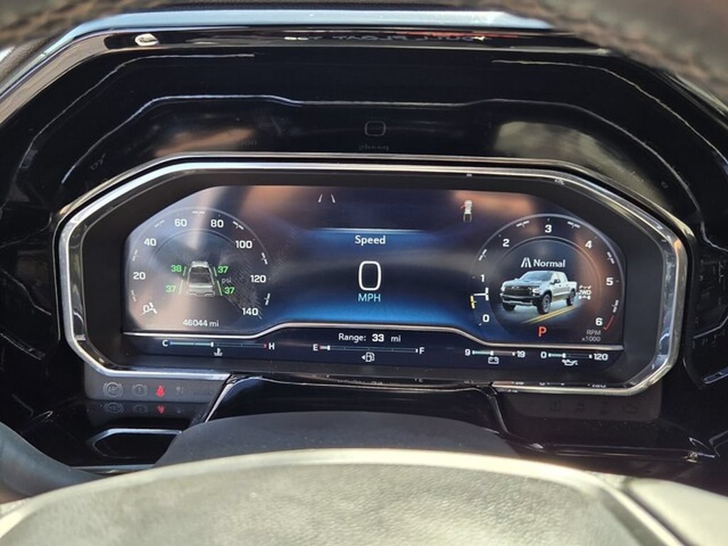 Used 2024 Chevrolet Silverado 1500 ZR2 w/ Technology Package AWD/4WD image 27