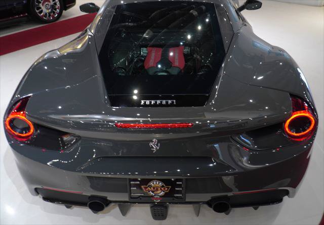 Used 2018 Ferrari 488 GTB RWD image 14