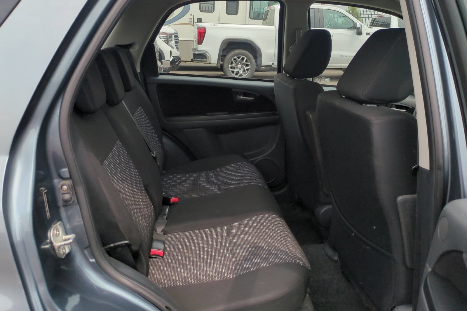 Used 2009 Suzuki SX4 AWD Hatchback w/ Touring Pkg image 17