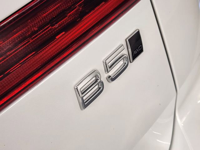 New 2026 Volvo XC60 B5 Plus w/ Protection Package Premier AWD/4WD image 13