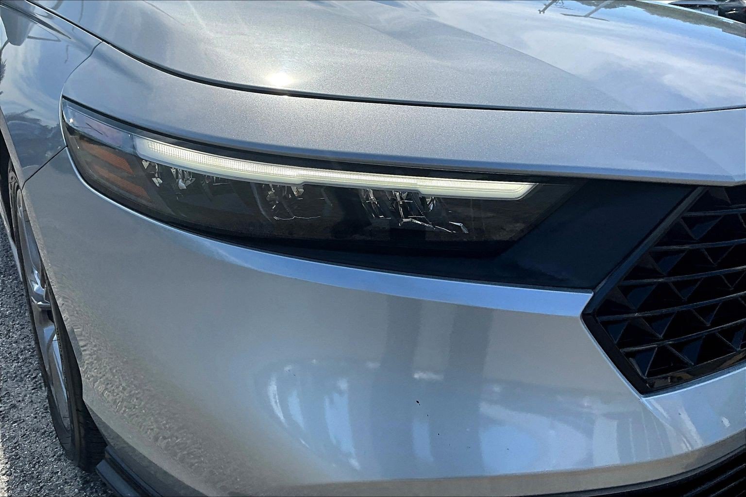 Used 2023 Honda Accord EX image 30