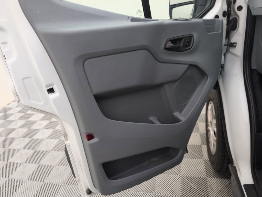 Certified 2017 Ford Transit 150 130 Low Roof image 34