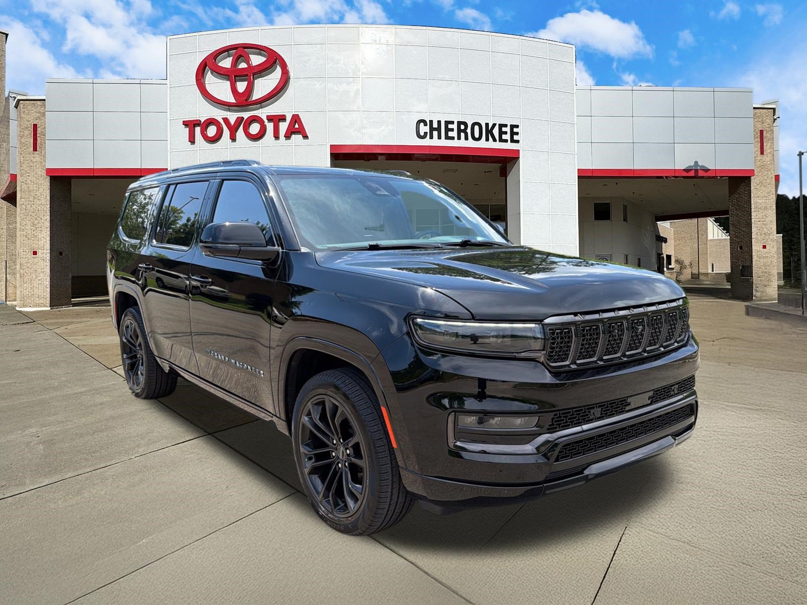 Used 2024 Jeep Grand Wagoneer Series II w/ Quick Order Packagew 28T AWD/4WD image 3