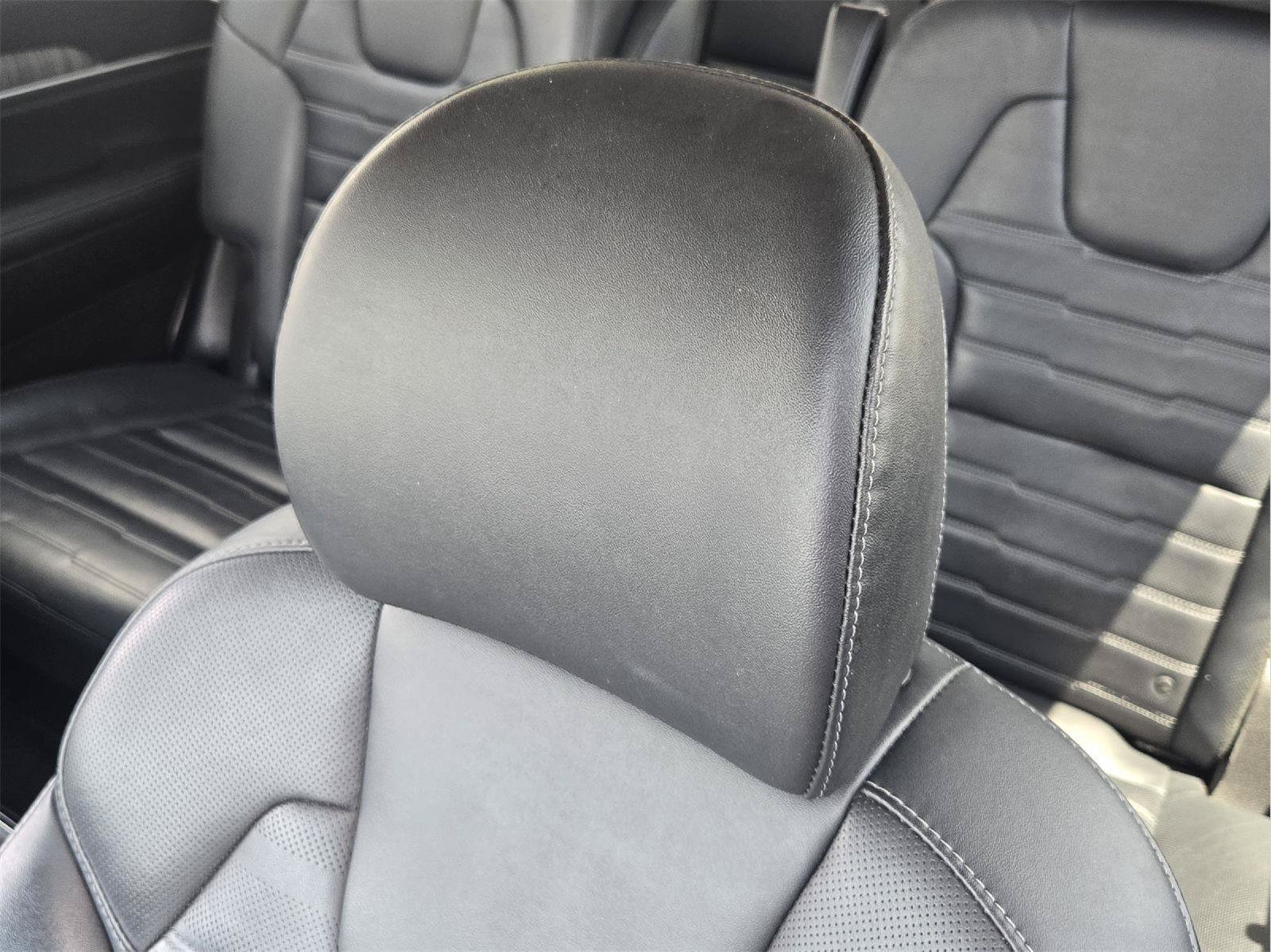 Used 2023 Kia Telluride SX Prestige AWD/4WD image 22