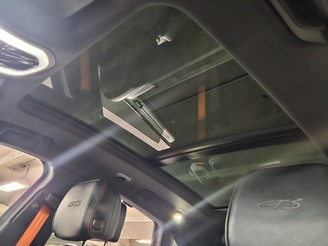 Used 2023 Porsche Macan GTS image 16