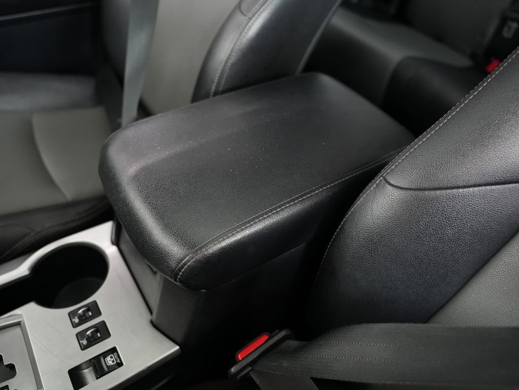 Used 2014 Toyota 4Runner SR5 Premium AWD/4WD image 31