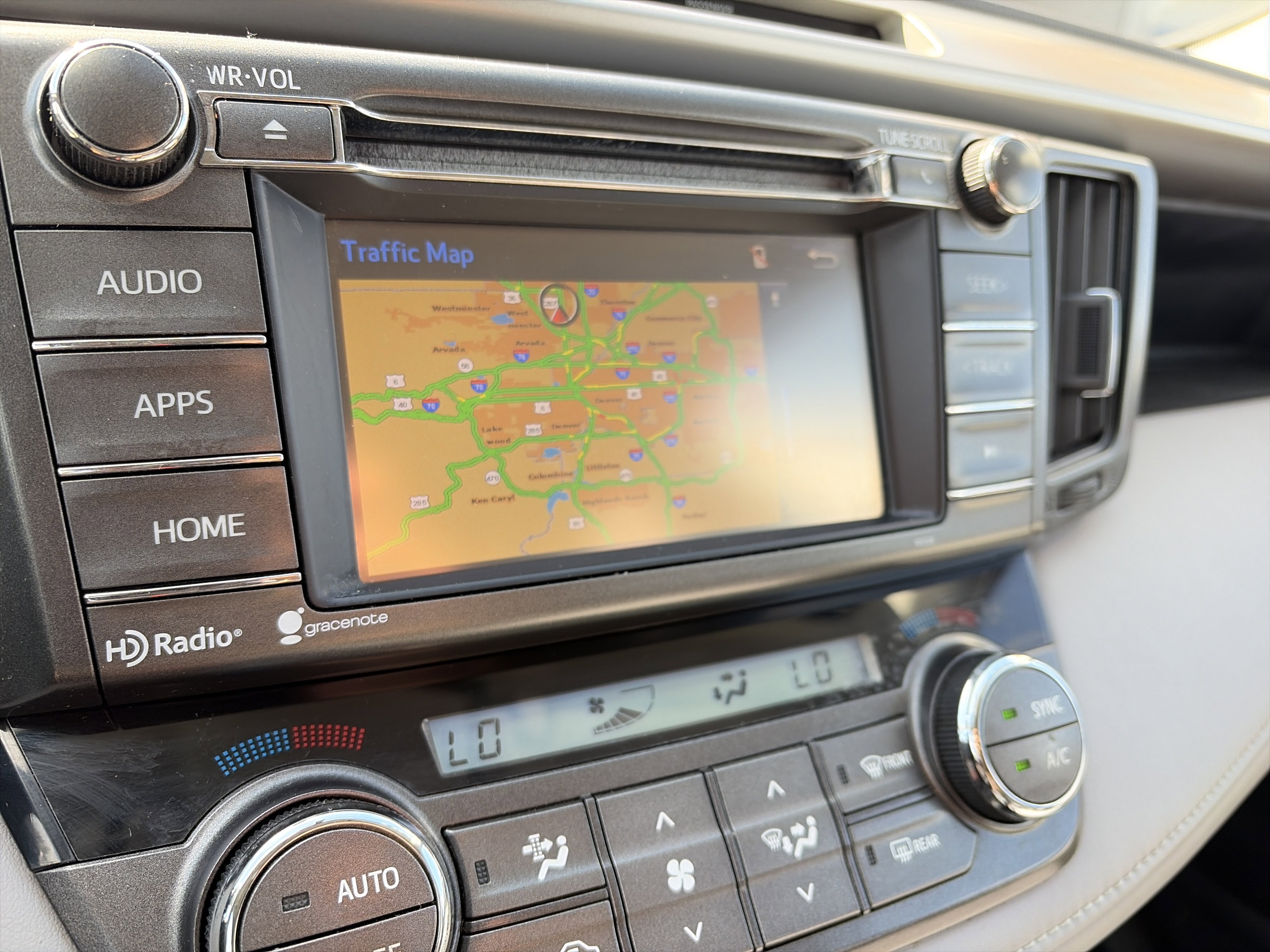 Used 2015 Toyota RAV4 XLE AWD/4WD image 21