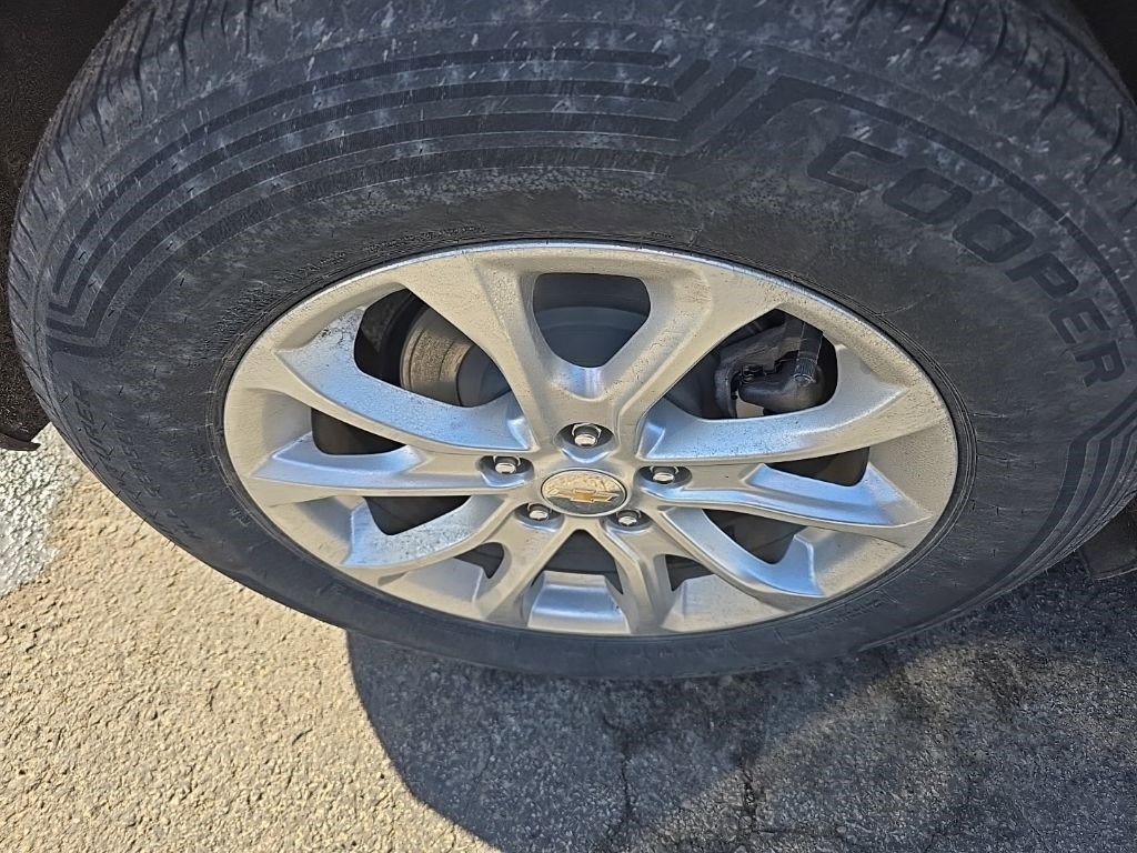 Certified 2021 Chevrolet Equinox LT image 12