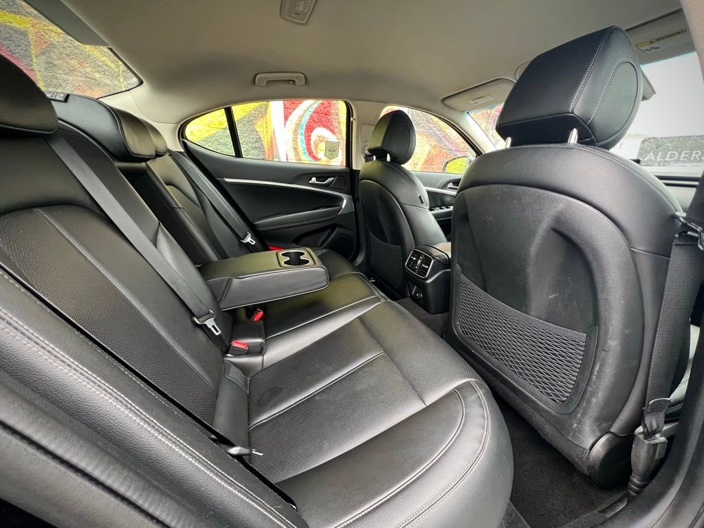 Used 2022 Genesis G70 2.0T image 23