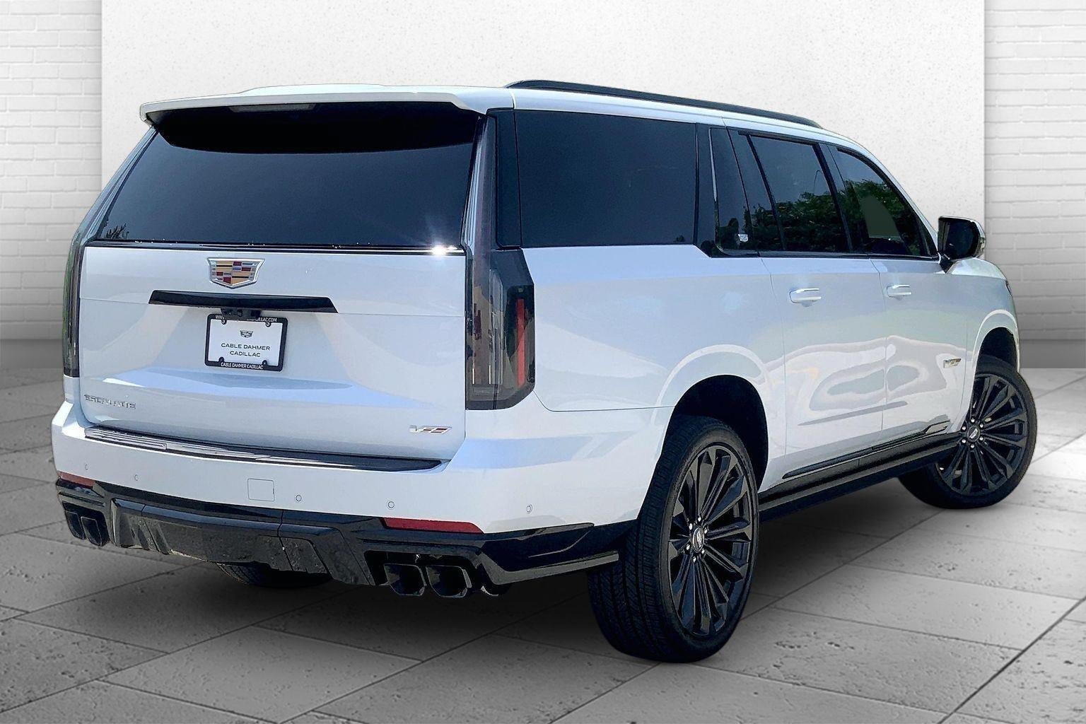 Certified 2026 Cadillac Escalade ESV V AWD/4WD image 14