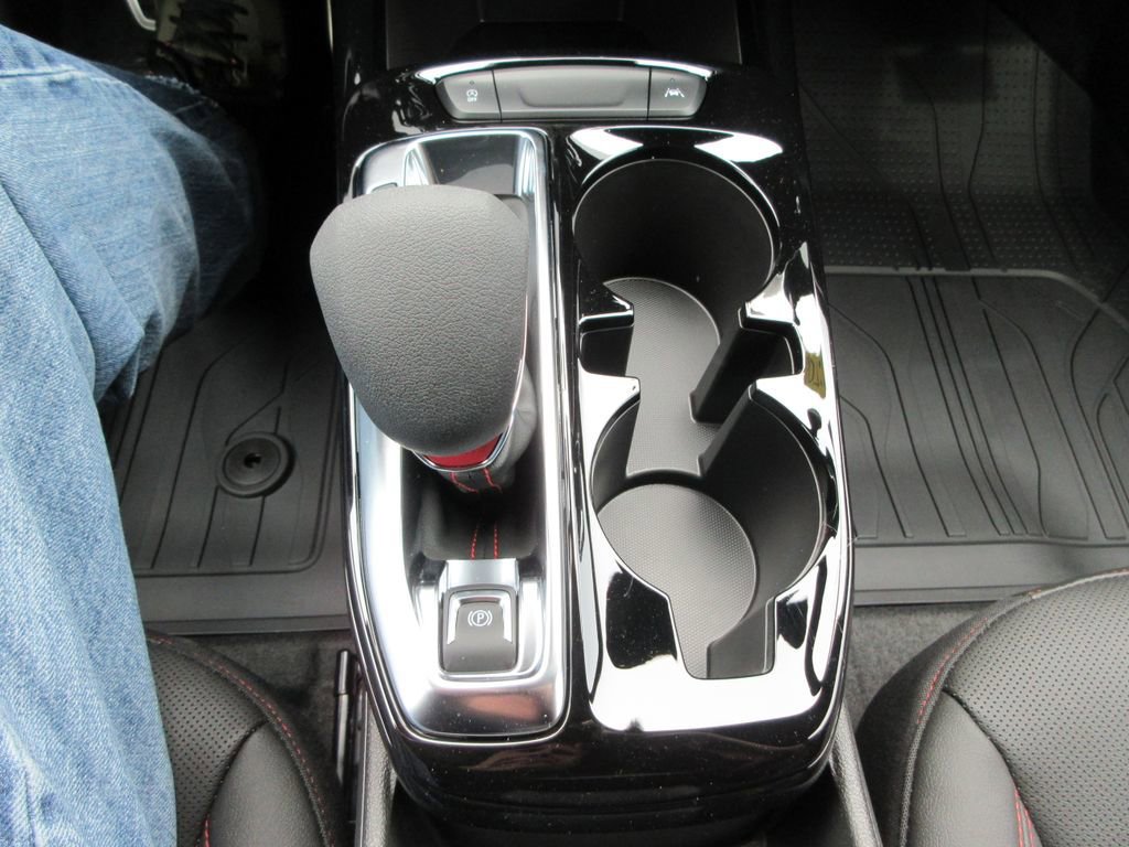 New 2026 Chevrolet Trax RS FWD image 28