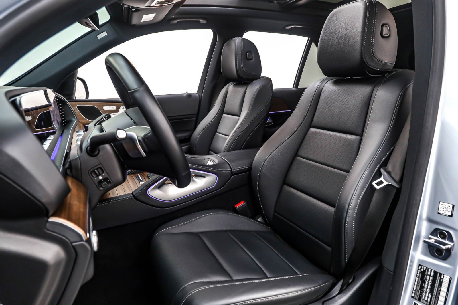 Certified 2025 Mercedes-Benz GLE 350 4MATIC image 17