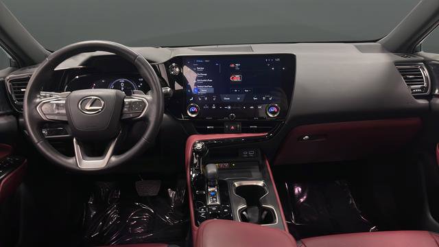 Used 2024 Lexus NX 350h AWD image 11