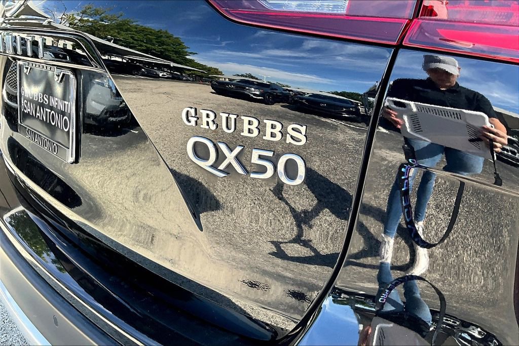 Certified 2022 INFINITI QX50 Essential image 44