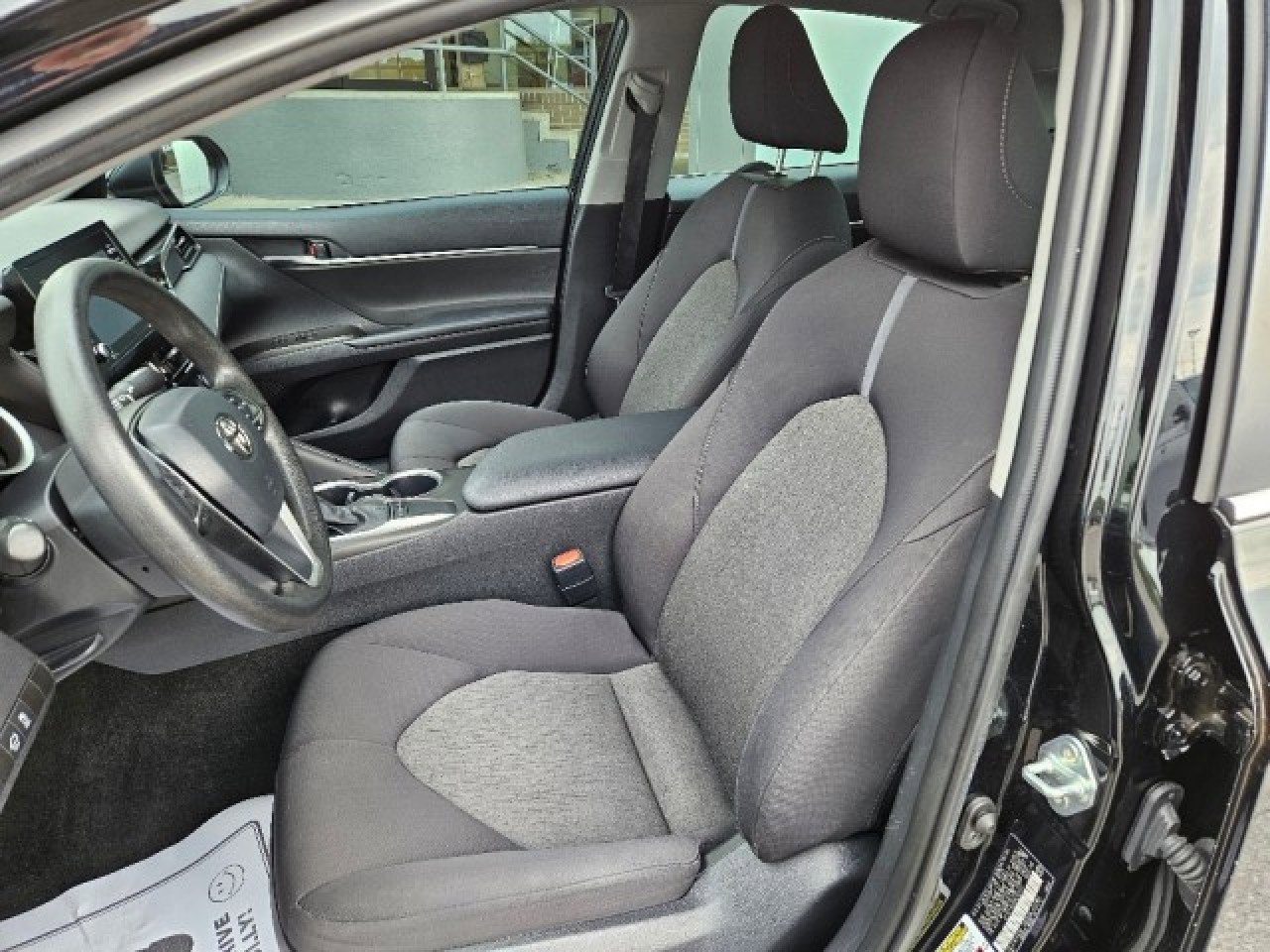 Used 2023 Toyota Camry LE image 21