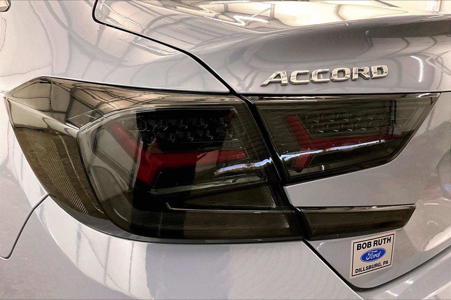 Used 2022 Honda Accord Touring image 28