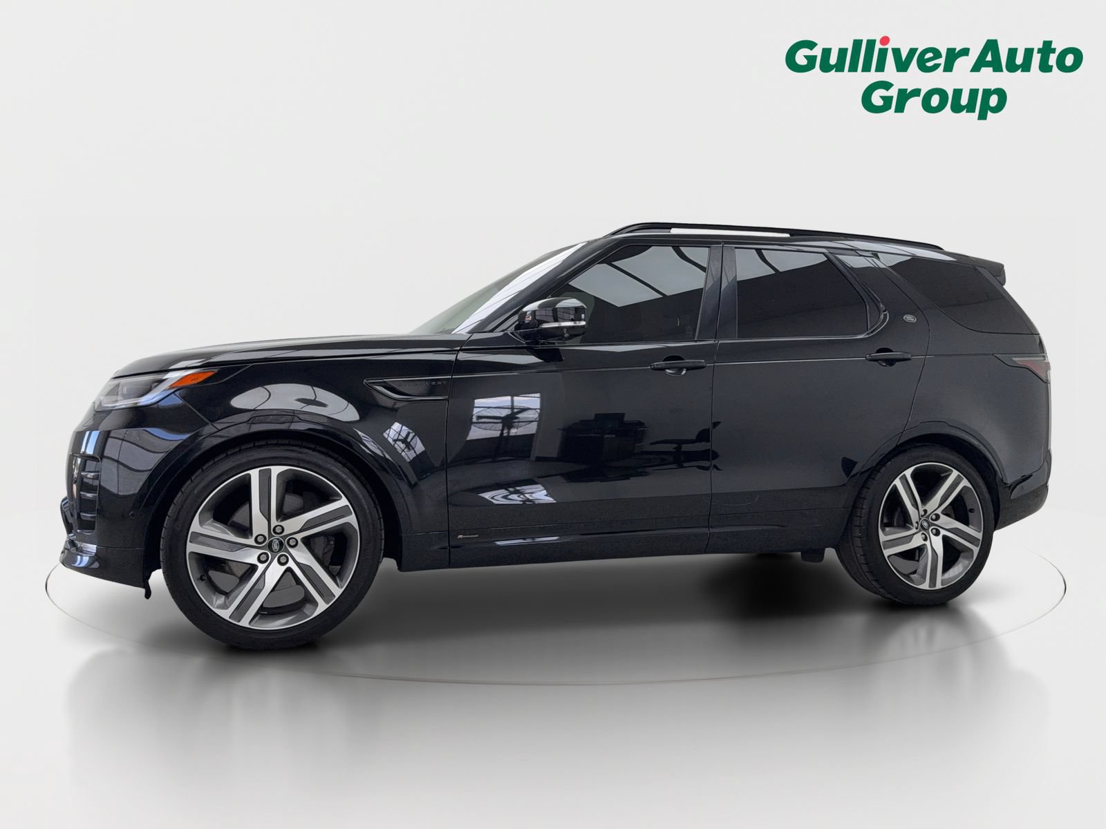 Used 2022 Land Rover Discovery HSE R-Dynamic AWD/4WD image 2