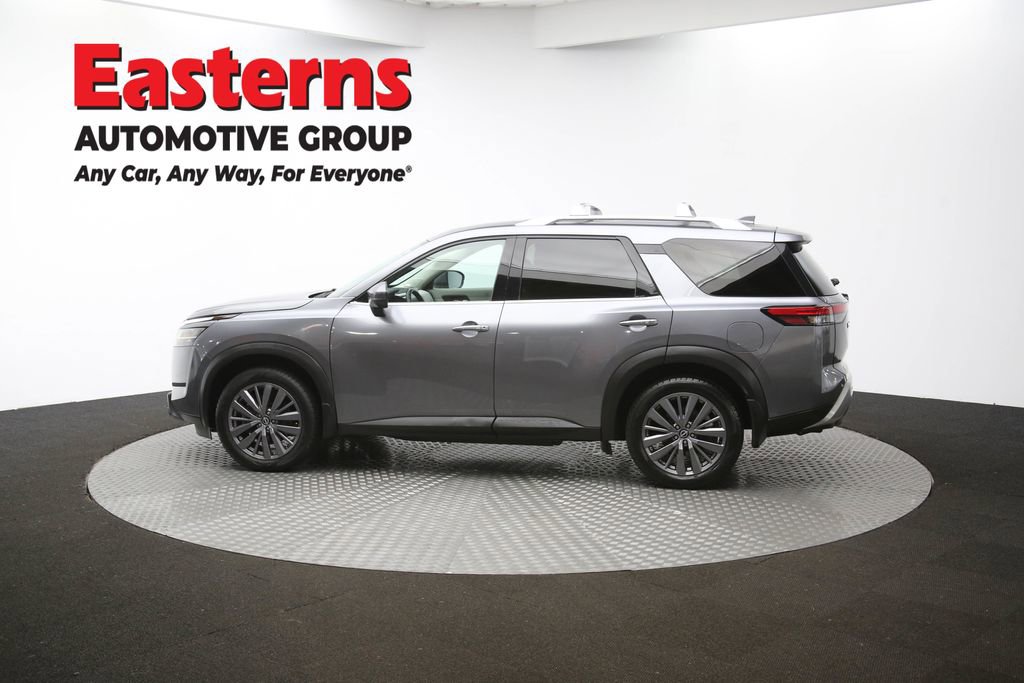 Used 2023 Nissan Pathfinder SL w/ SL Premium Package image 61