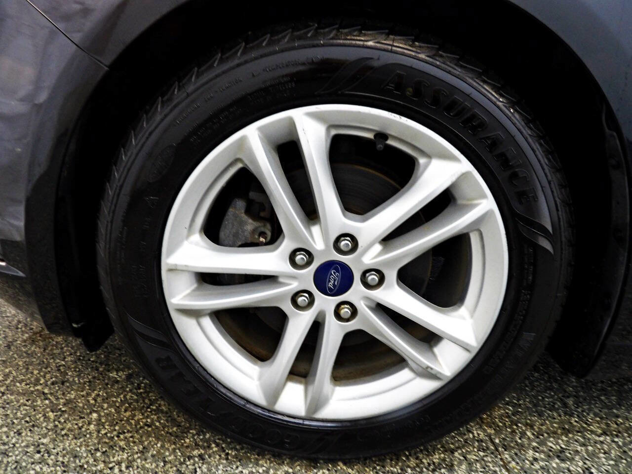 Used 2018 Ford Fusion SE image 19