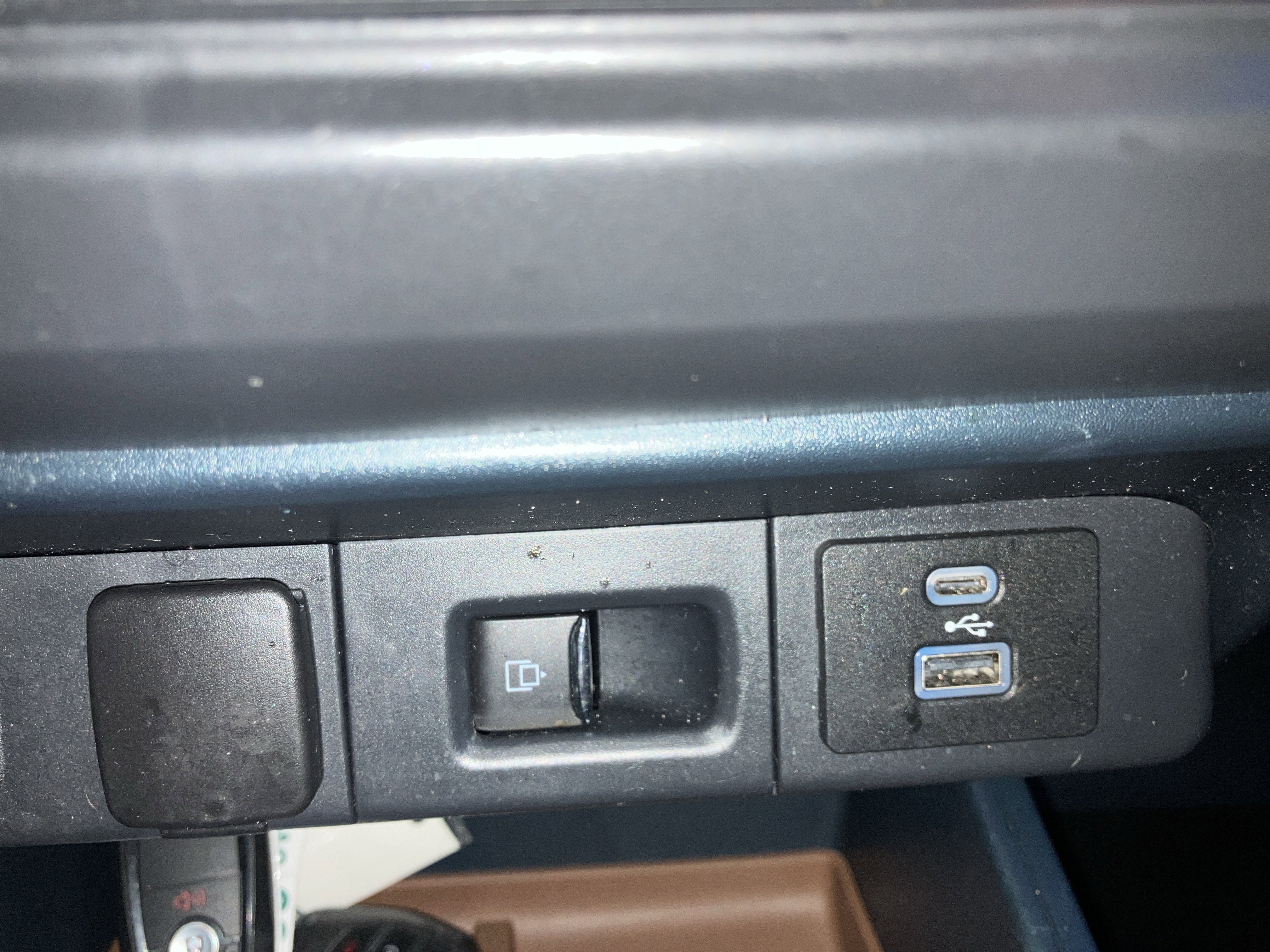 Certified 2023 Ford Maverick Lariat w/ Equipment Group 500A Standard image 34