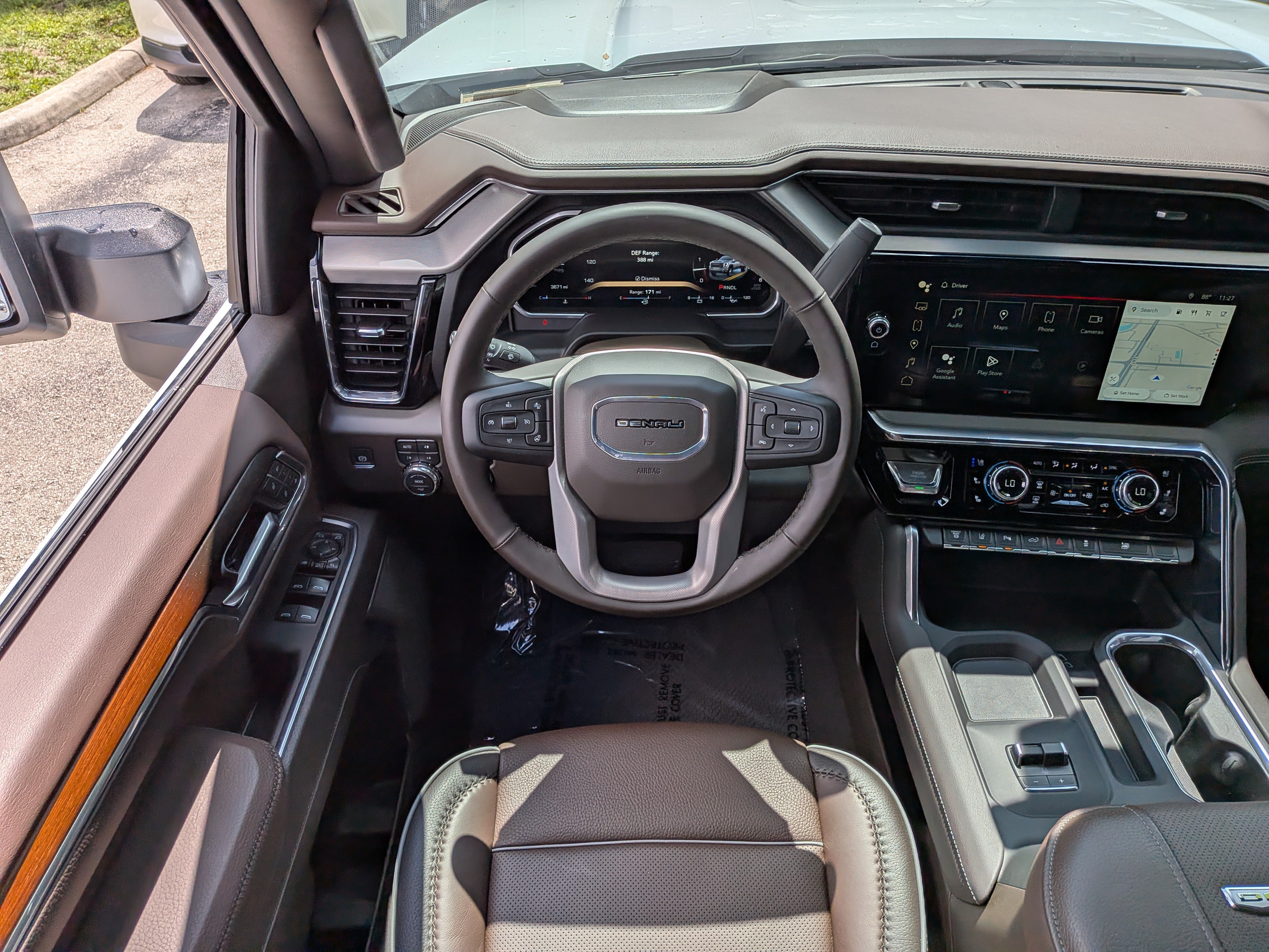 Used 2026 GMC Sierra 3500 Denali AWD/4WD image 17