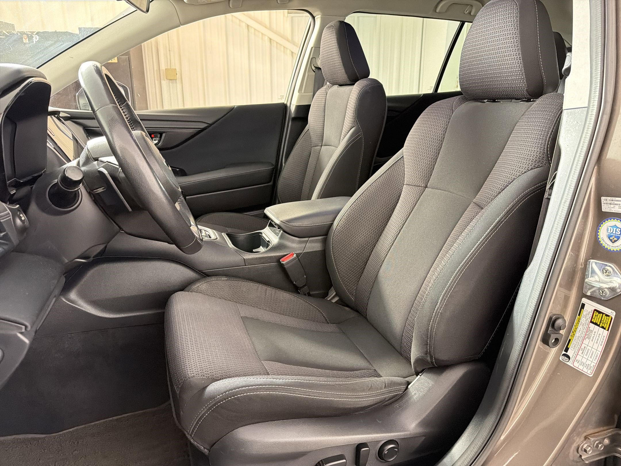 Used 2024 Subaru Outback Premium AWD/4WD image 5
