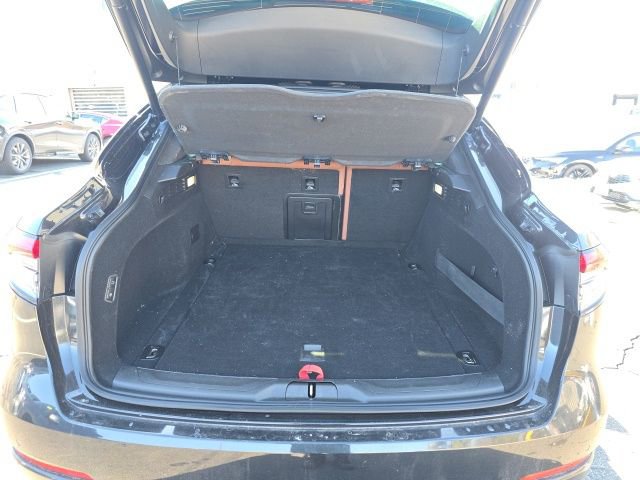 Used 2023 Maserati Levante GT image 10